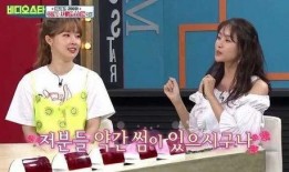 娱乐圈爆料两个女的,娱乐圈两大女神同框引热议